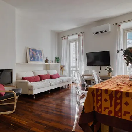 Apartment Garibaldi 44 - Brera District
