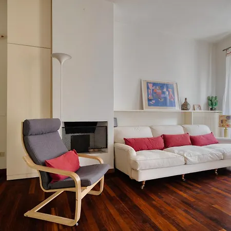 Apartment Garibaldi 44 - Brera District Milan