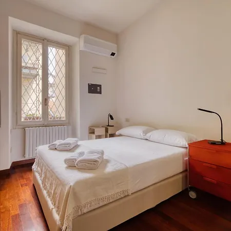 Garibaldi 44 - Brera District Apartamento *